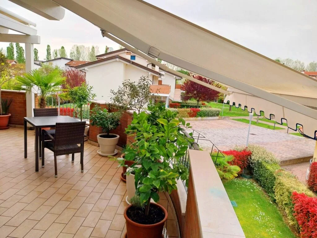 Nuova e fronte piscina che ne dite 05