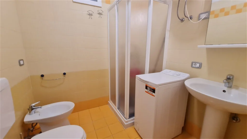 Ciclamini 75 eraclea mare bagno affittovacanze