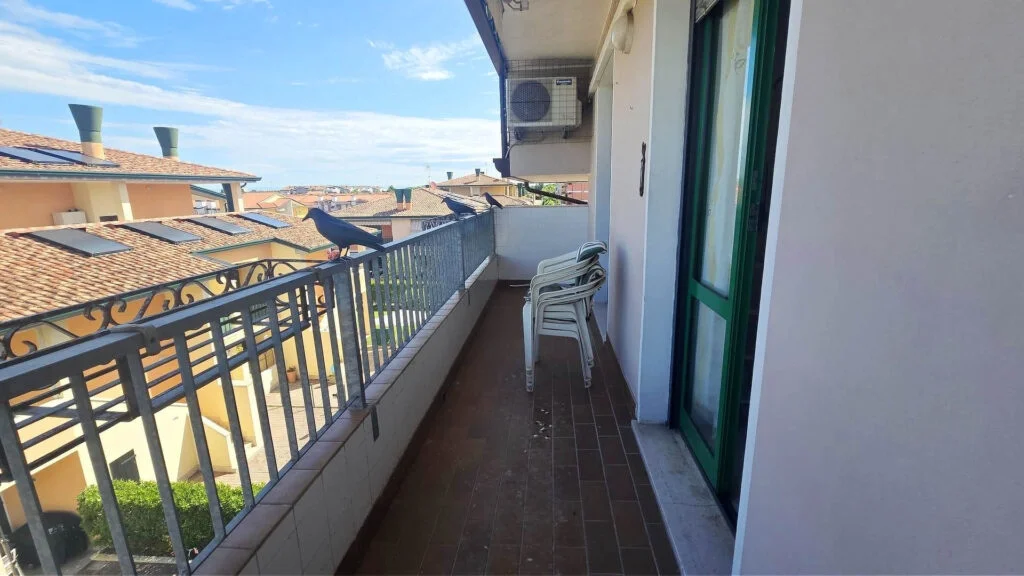 Terrazzo spazioso condominio eleonora centro eraclea mare 1