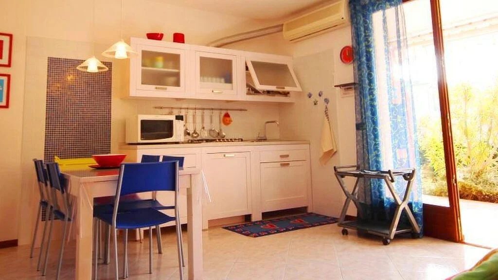 Hermitage appartamento cucina clima 2
