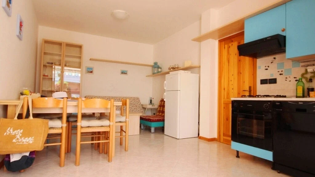 Wohnung Vermietung Kuche Wohnzimmer