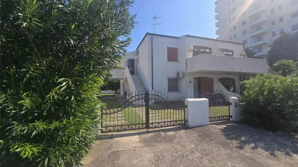 2eracleamare bilocale comenuovo